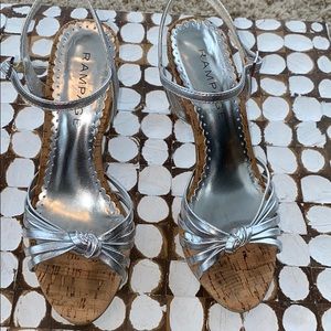 Rampage Vintage 90s Silver Cork Heels Size 8.5